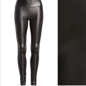 SPANX | FAUX LEATHER LEGGINGS | VERY BLACK